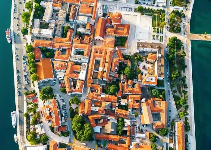 \'One Tree\' Apartment, Old Town Zadar