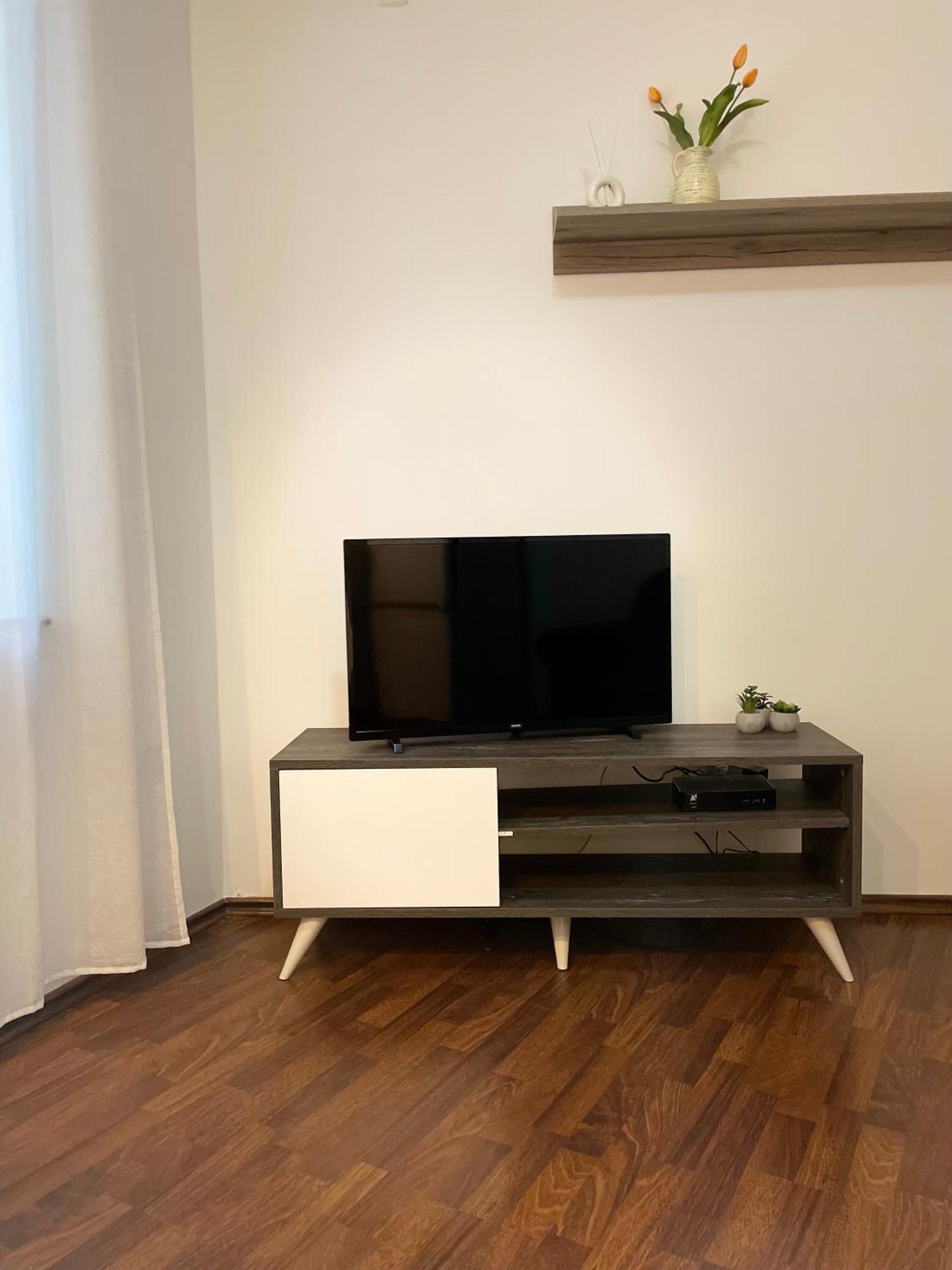 'one Tree' Apartment, Old Town *