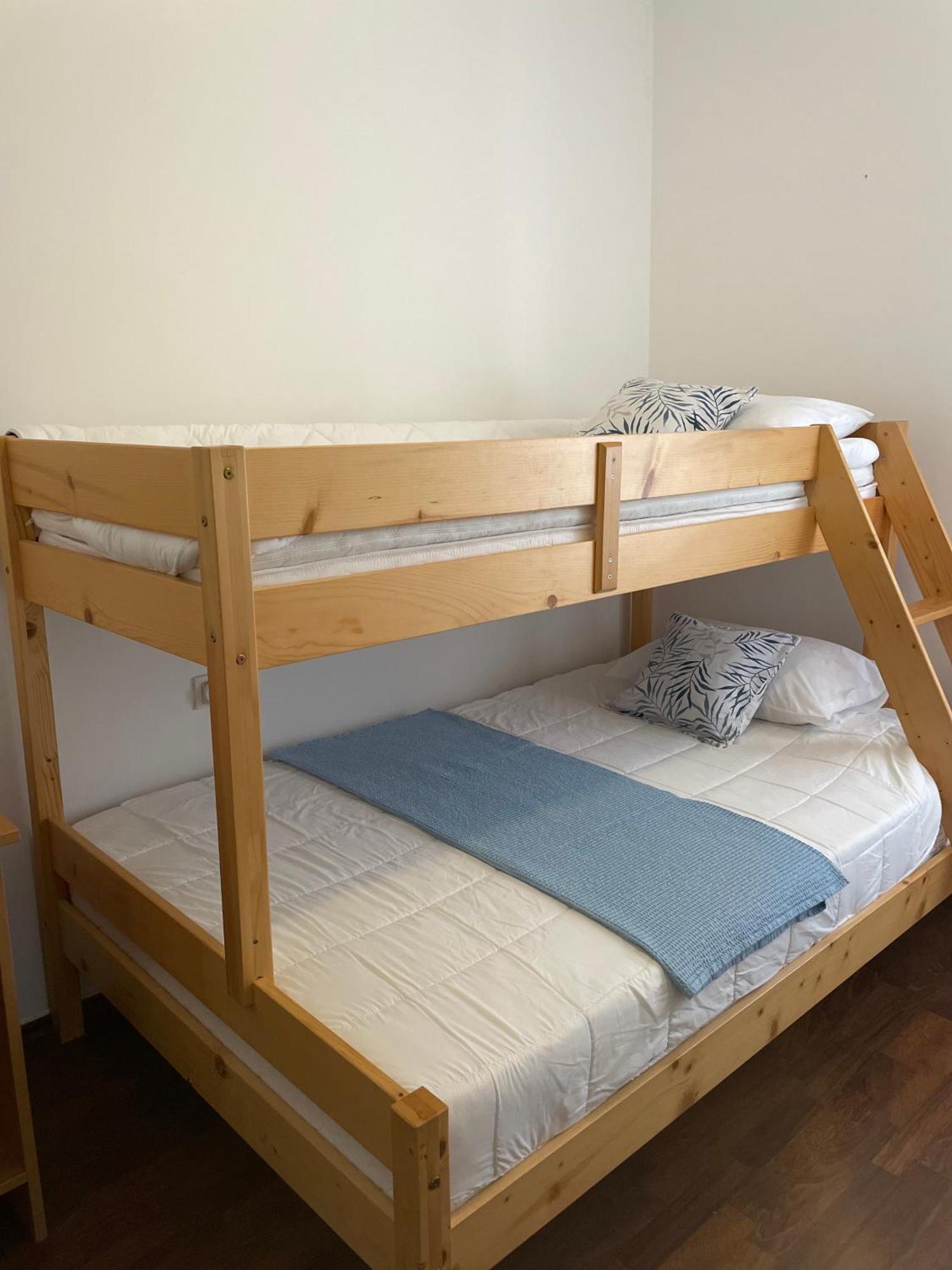 'one Tree' Apartment, Old Town Apartment